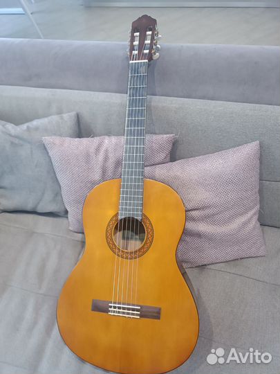 Гитара yamaha c40