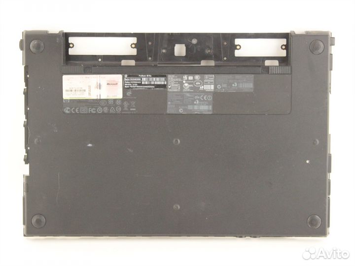 Нижняя крышка корпуса (