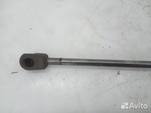 Амортизатор капота peugeot 3008 (77X20D701)