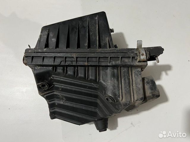 Корпус воздушного фильтра Nissan Maxima A32