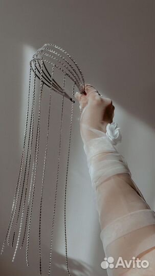 Ободок для волос со стразами