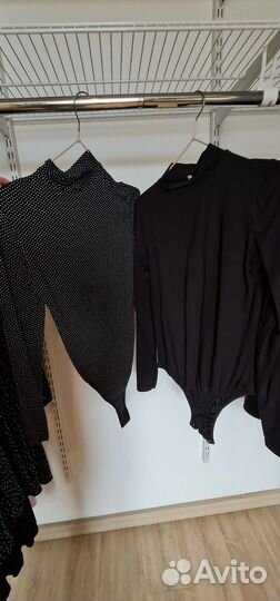 Одежда платья, блузки