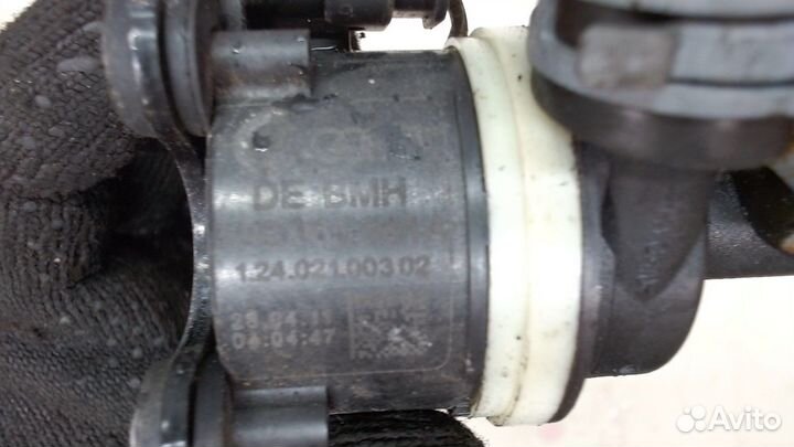 Насос водяной Volkswagen Golf 6, 2011