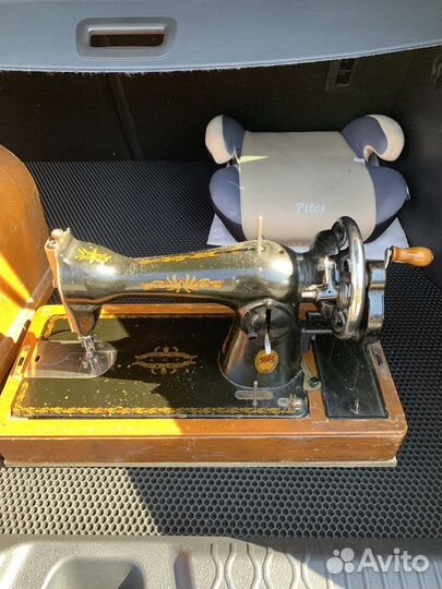 Швейная машина подольск ручная