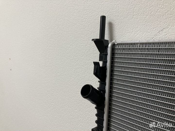 Радиатор охлаждения Форд Транзит 14