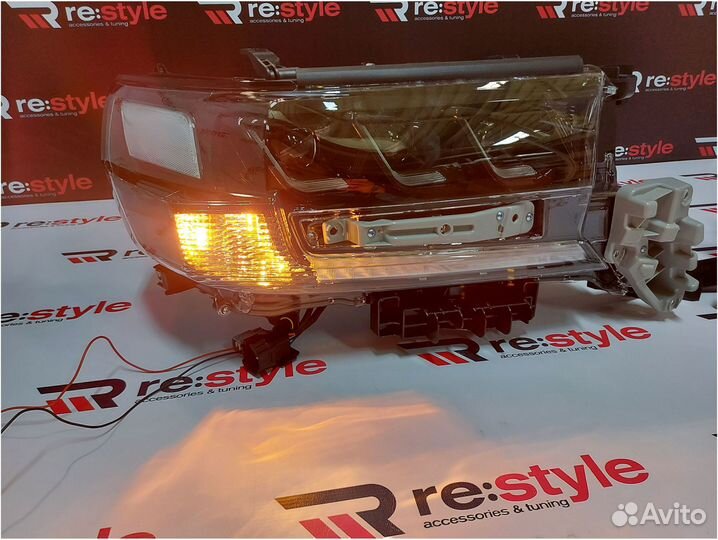 Фары Toyota Land Cruiser 200 K2092