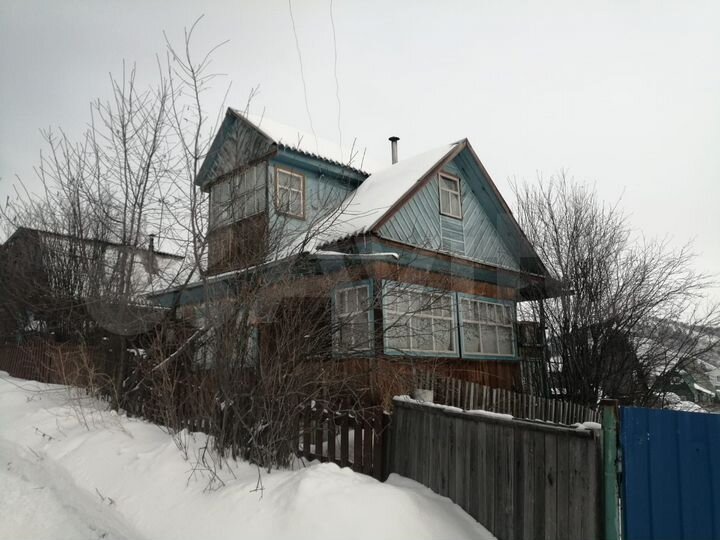 Дача 32 м² на участке 6 сот.