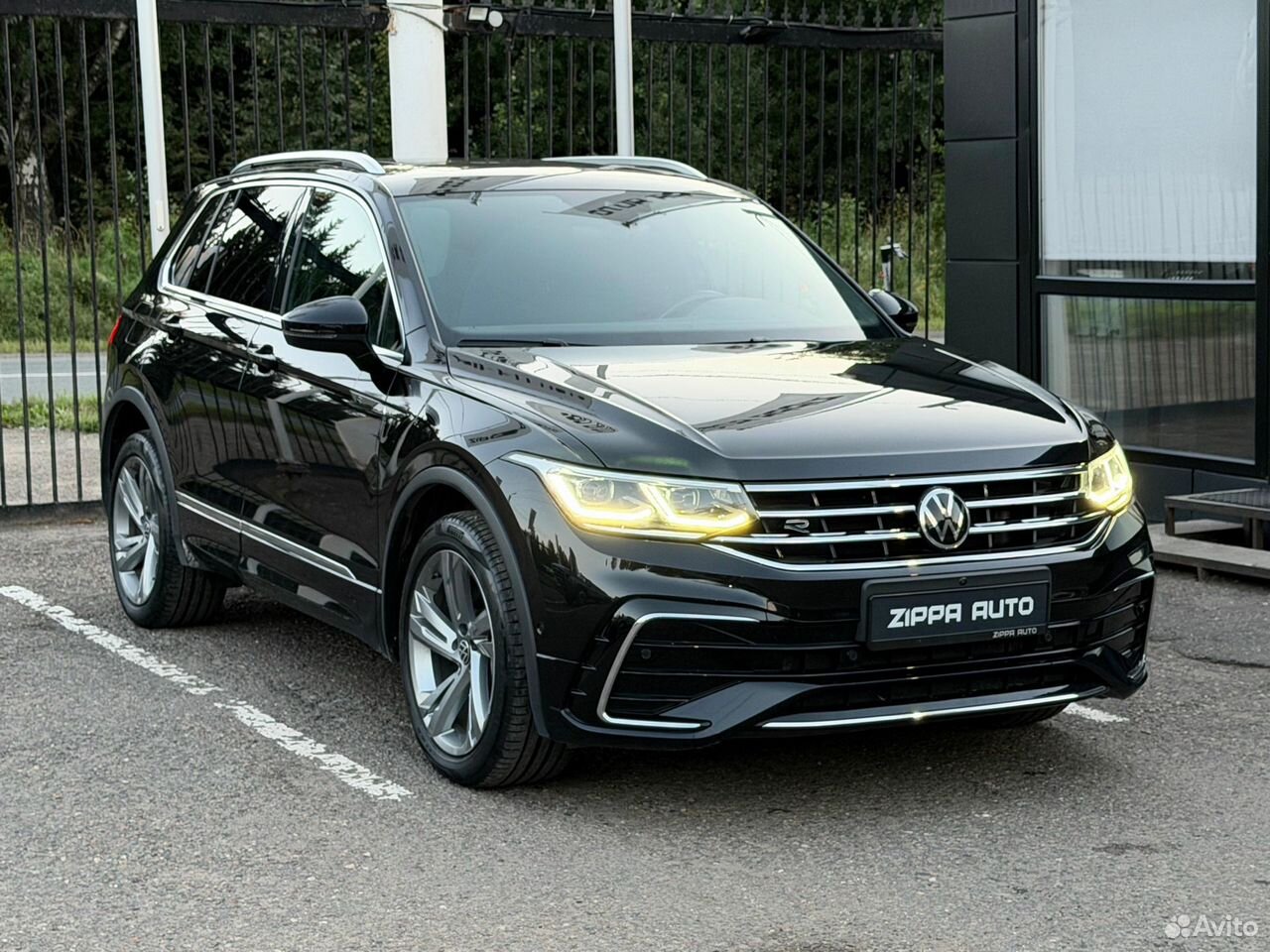 Volkswagen Tiguan 2.0 AMT, 2021, 81 000 км