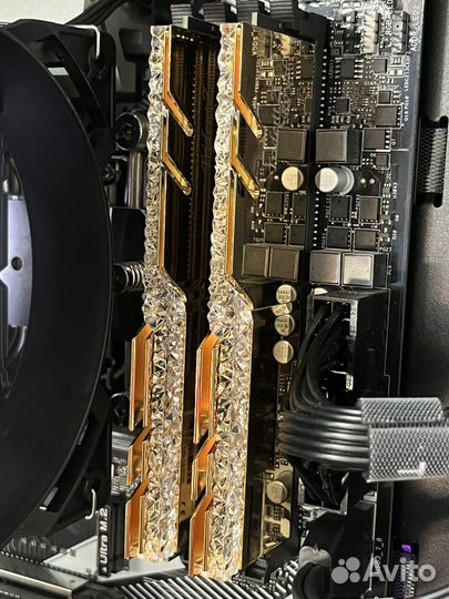 G skill Trident Z Royal 32GB DDR4 3200