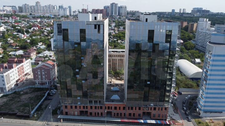 Офисы в стеклянном бц