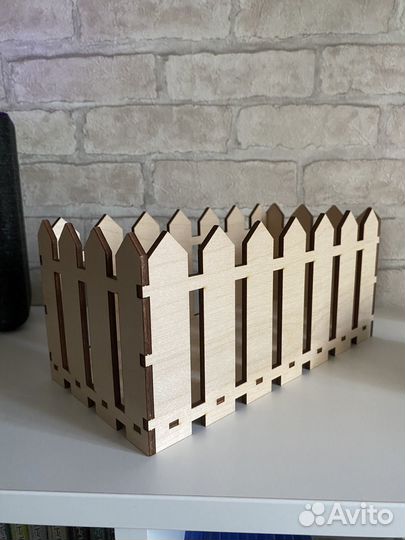 Деревянный ящик