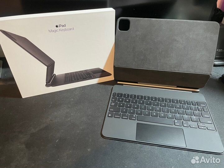 Magic keyboard iPad 11 PRO чехол-клавиатура
