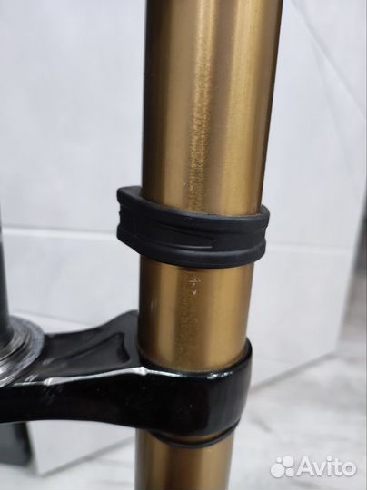 Вилка для велосипеда 26 Fox 40