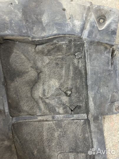 Подкрылок передний правый bmw x6 f16 f86