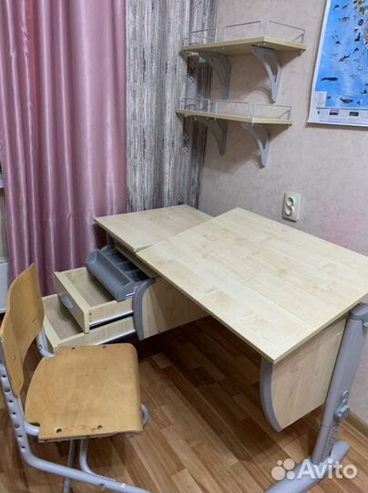 Растущая парта и стул деми