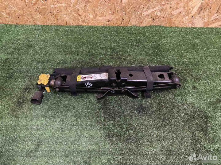 Домкрат Dodge Ram 5 2019