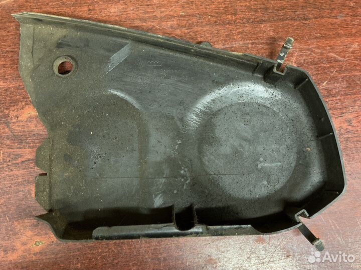 Крышка грм ауди 100 с4