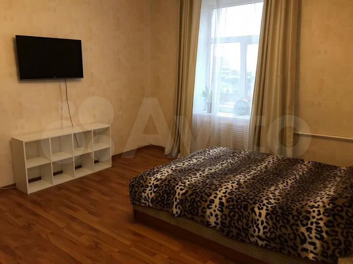 2-к. квартира, 64 м², 4/4 эт.