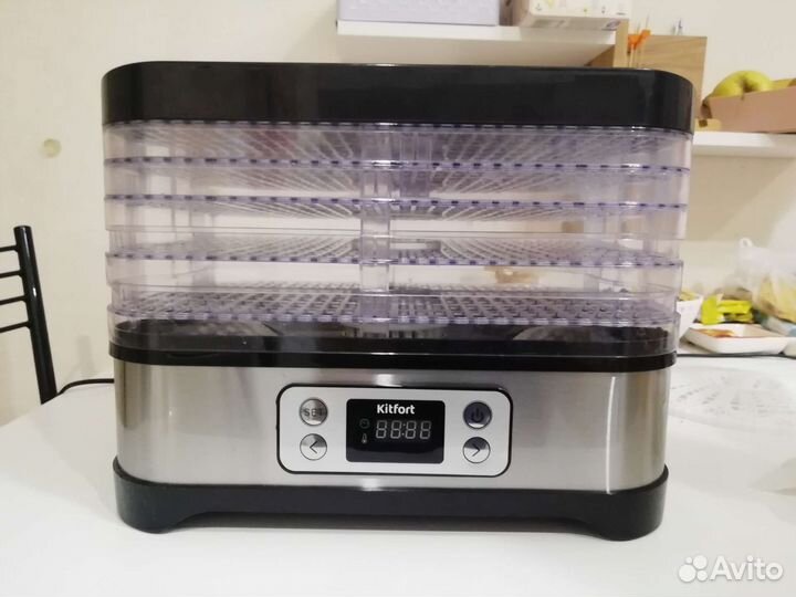 Сушилка для овощей и фруктов Kitfort KT-1903