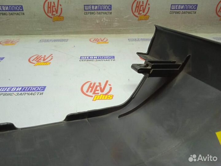 Облицовка стойки Chevrolet Captiva