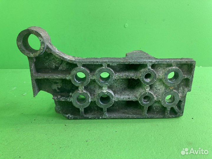 Кронштейн крепления бампера DAF XF105