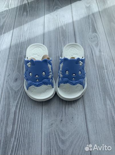 Шлепанцы резиновые для девочки