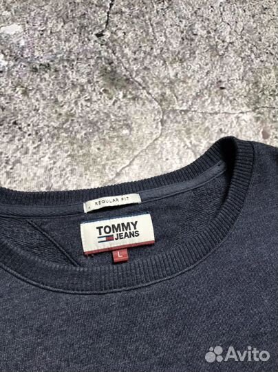 Tommy hilfiger свитшот