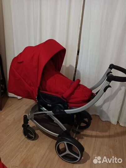 Прогулочная коляска 2 в 1