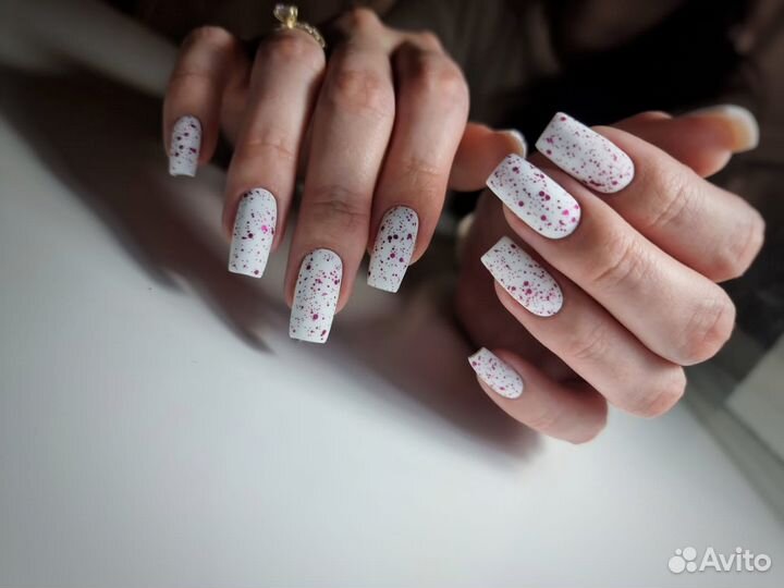 Мастер маникюра и педикюра