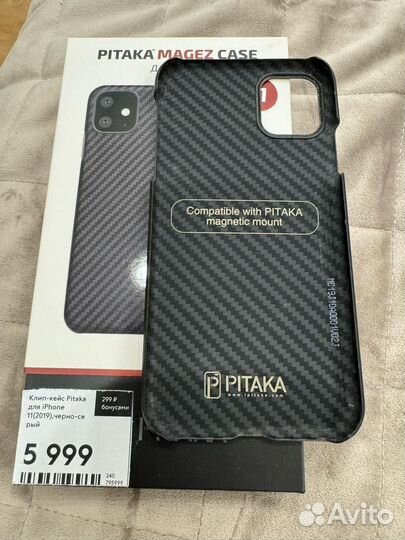 Чехол на iPhone 11 pitaka