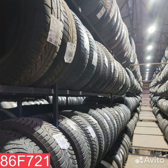 Bridgestone Blizzak LM-25 205/40 R17 84M