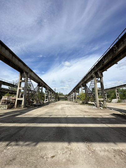 Стоянка для грузовиков и строительной техники, 600