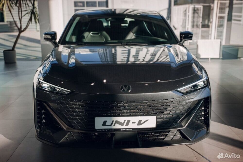 Changan UNI-V 1.5 AMT, 2024