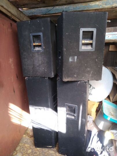 Колонки музыкальные JBL