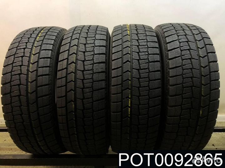 Dunlop Winter Maxx WM02 215/65 R16 99R