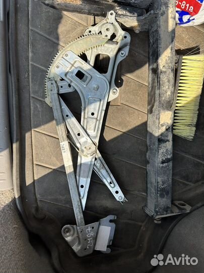 Механизм стеклоподъемника