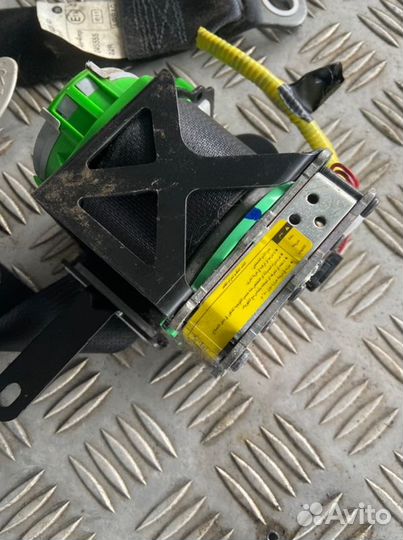 Ремень безопасности передний правый Toyota Auris