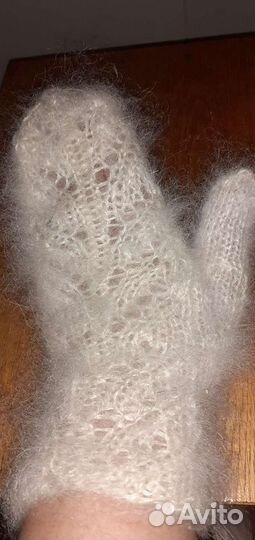 Комплект шапка и варежки ажур козий пух