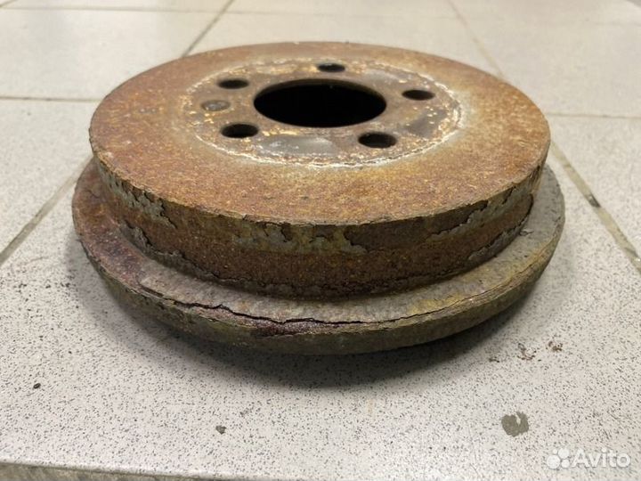 Барабан тормозной задний Skoda Fabia BXW 2008