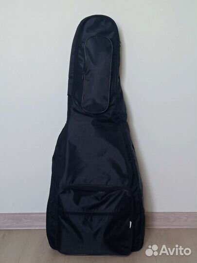 Акустическая гитара