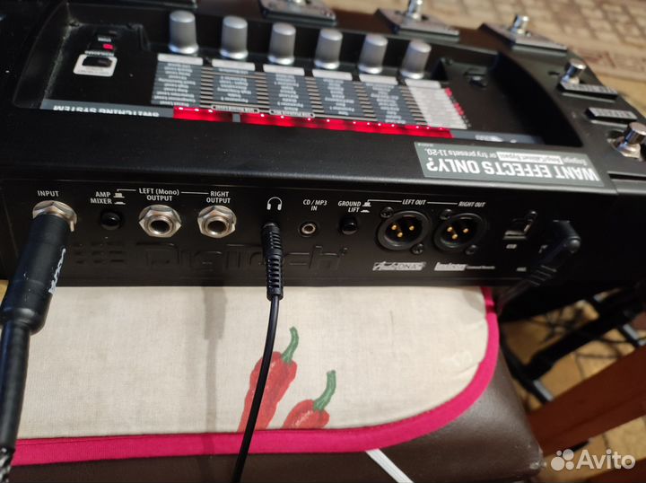 Гитарный процессор digitech