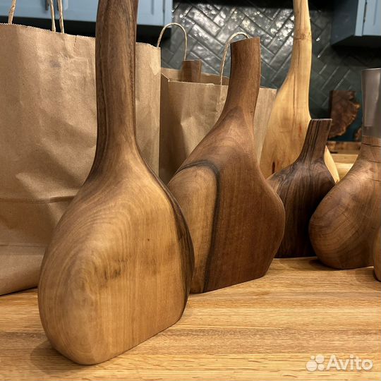 Вазон для сухоцветов из массива дерева