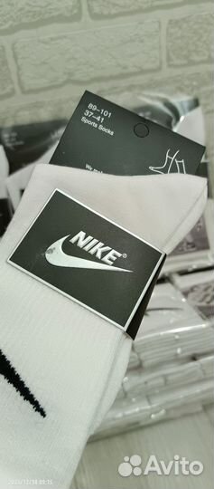 Носки nike высокие белые