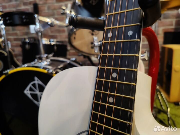 Акустическая Гитара + Каподастр