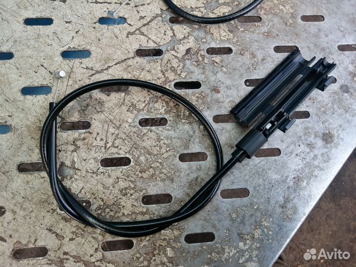 Трос капота BMW 3er e46