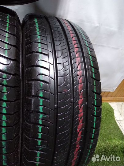 Goodyear EfficientGrip Cargo 215/60 R17C 109H