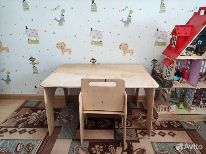 Детский стол и стул