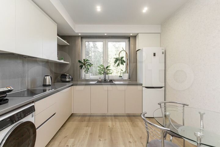 3-к. квартира, 82,5 м², 2/17 эт.