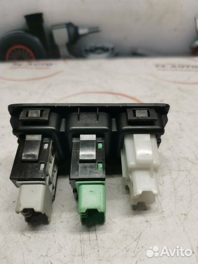 Блок управления светом Suzuki Grand Vitara 2 2.0