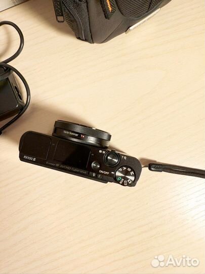 Фотоаппарат Sony Cyber-shot DSC-RX100M3